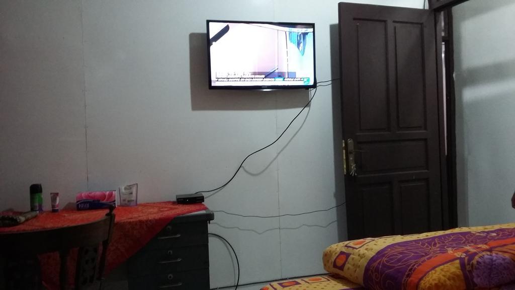 Mayestik Guest House Syariah Yakarta Exterior foto