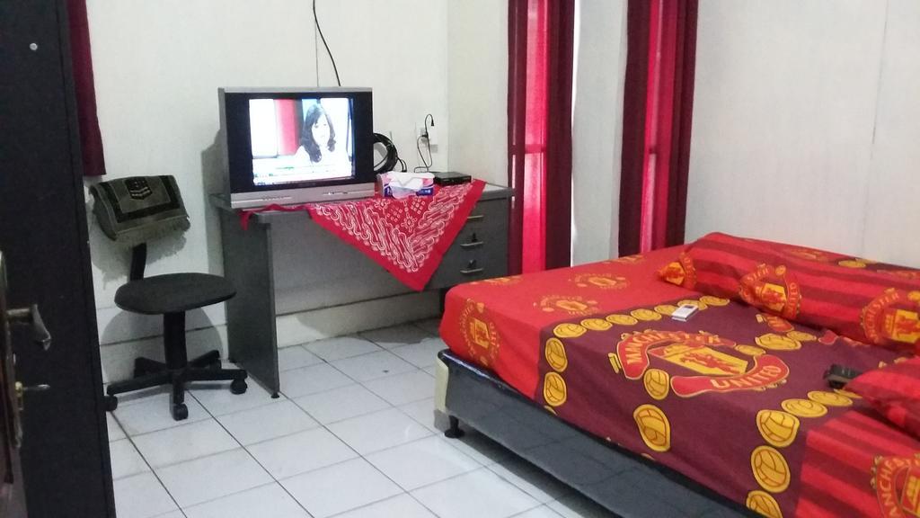 Mayestik Guest House Syariah Yakarta Exterior foto