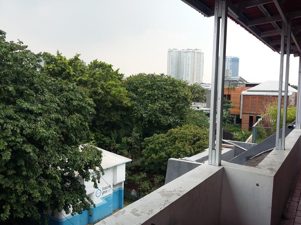 Mayestik Guest House Syariah Yakarta Exterior foto