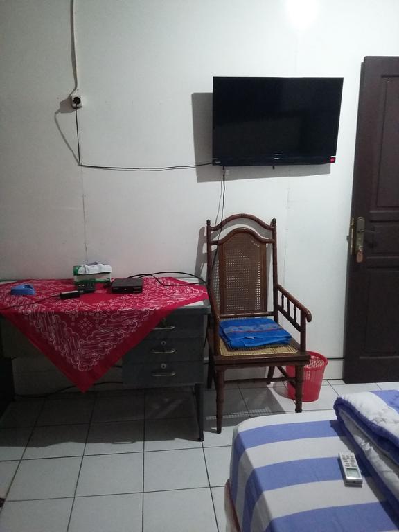 Mayestik Guest House Syariah Yakarta Exterior foto