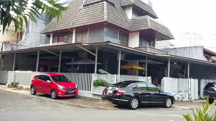 Mayestik Guest House Syariah Yakarta Exterior foto