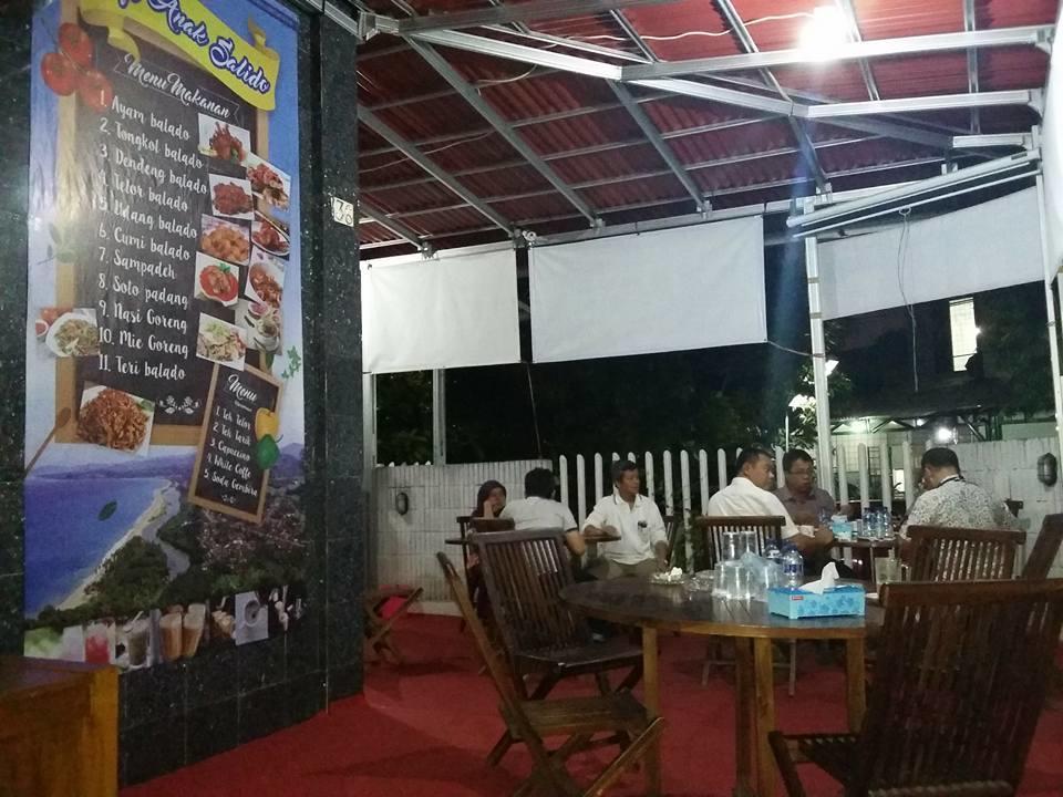 Mayestik Guest House Syariah Yakarta Exterior foto