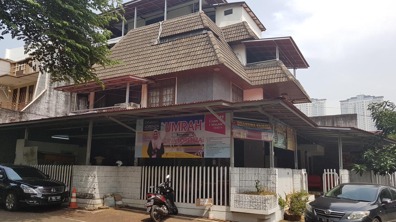 Mayestik Guest House Syariah Yakarta Exterior foto
